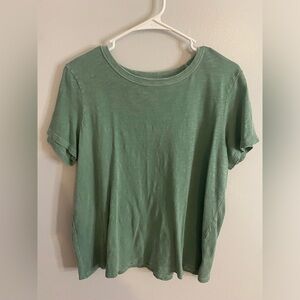 Old navy tee